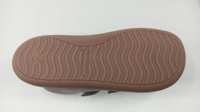bundgaard-walker-2021-barefoot