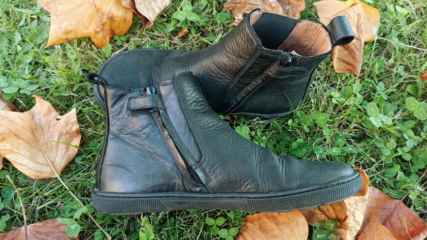 koel-faro-barefoot-chelsea-boots