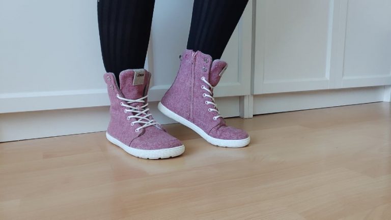 koel-lady-imperial-barefoot